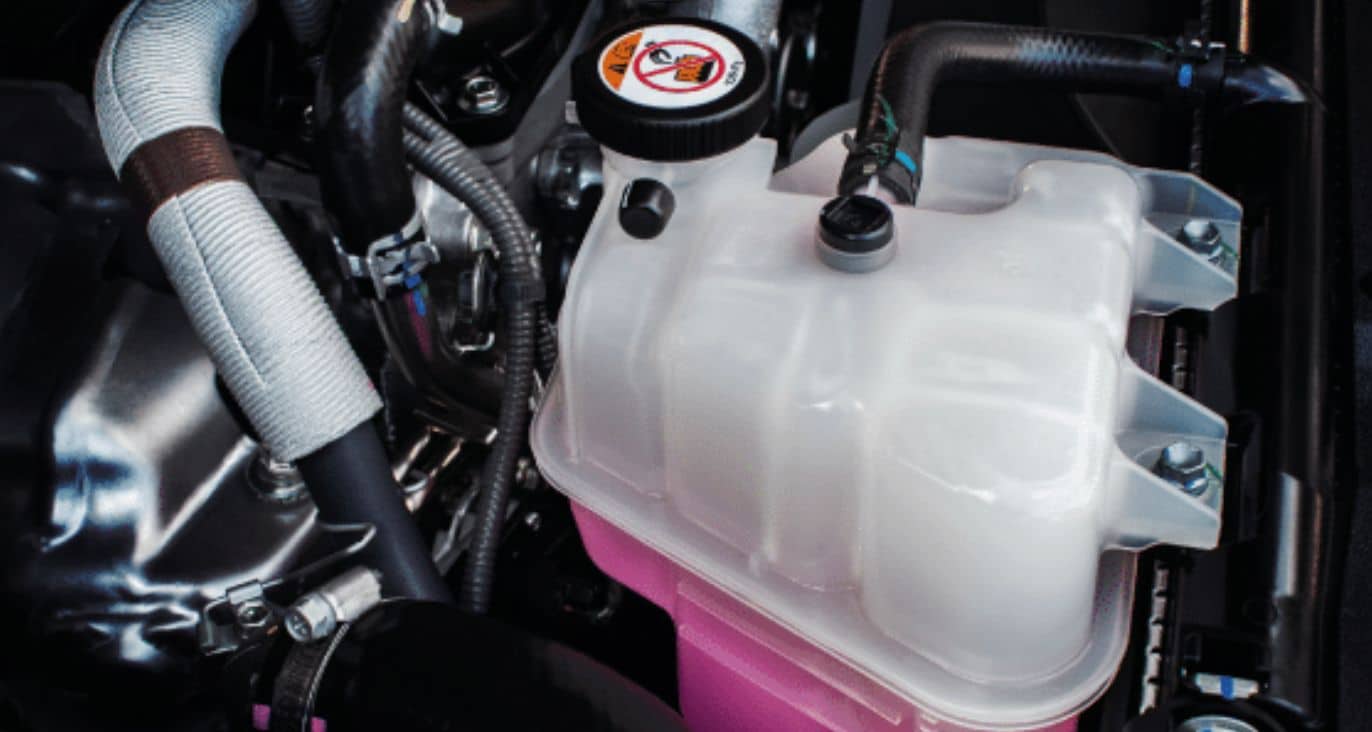 ¿Cuáles son las ventajas de usar un refrigerante para el auto?